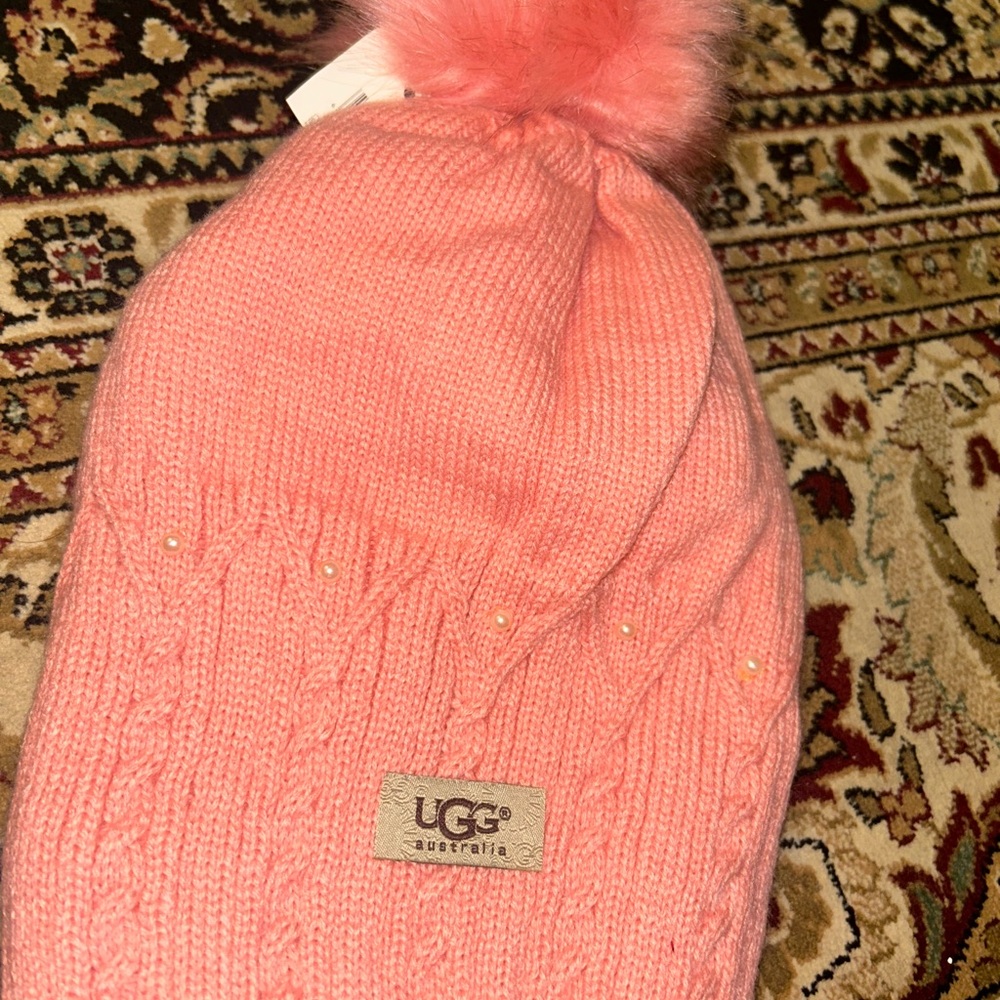 New UGG soft and cozy stretchy beanie with pom-pom little pearls hat fur inside